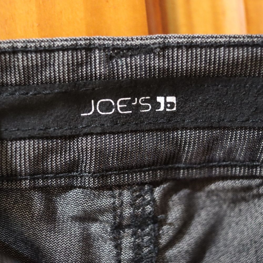 Joe Jean's Gray Burnout Distressed Ever Blue Straight Leg Jean's 12 - Picture 16 of 16